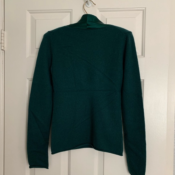 Theory Cashmere Sweater with Silk Belt XS - Picture 2 of 3